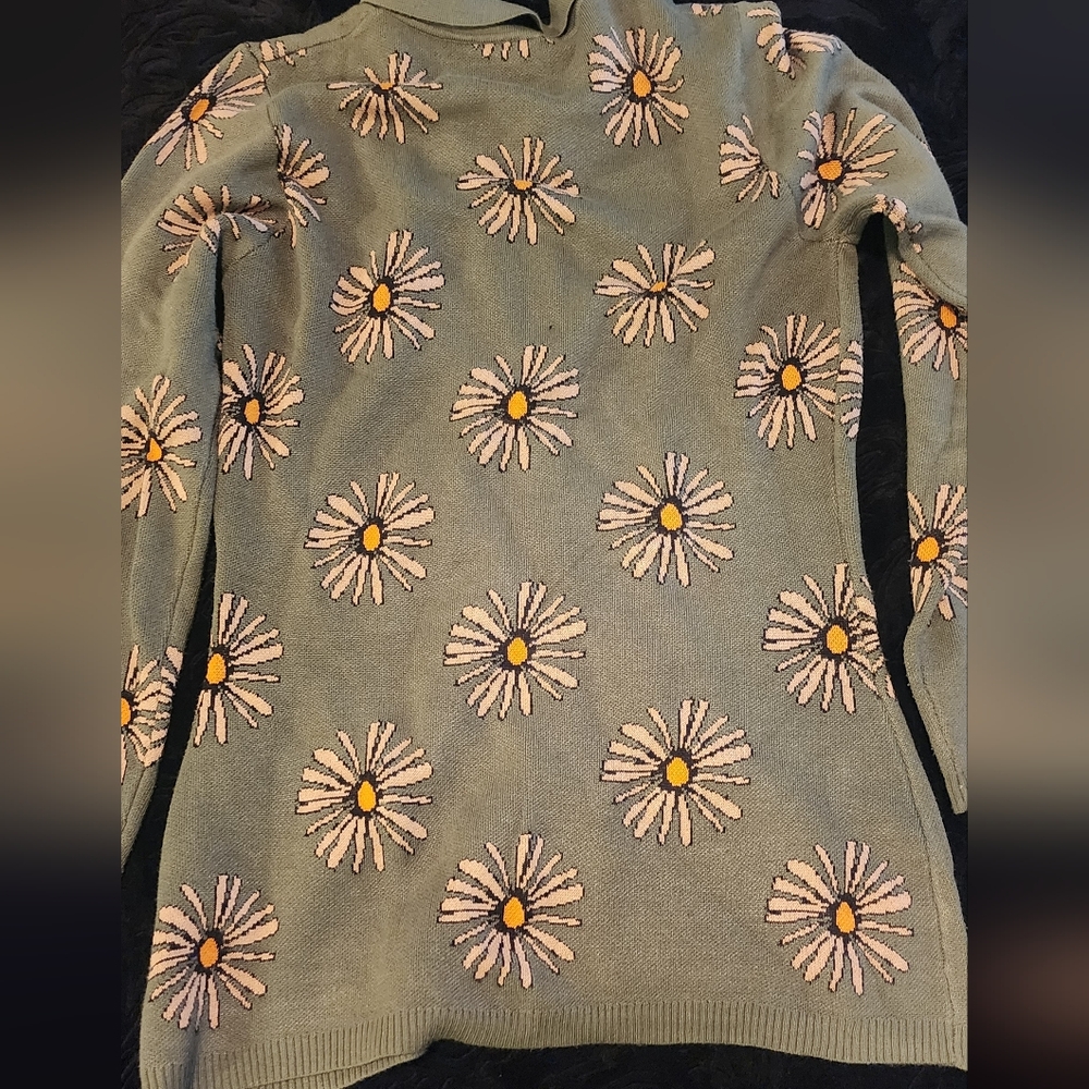 Voodoo Vixen Olive Green & Daisy Cardigan - Picture 5 of 6